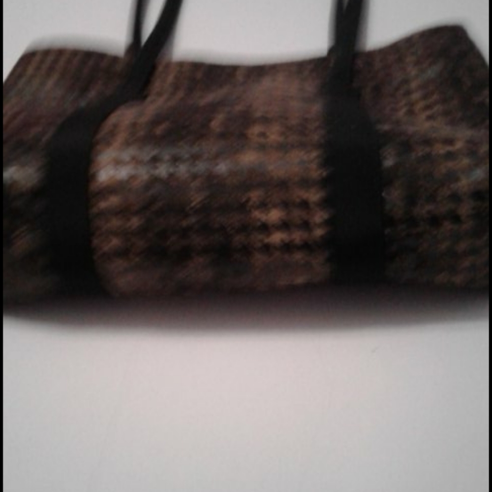 Lancome Houndstooth Everyday Chic Shoulder Bag - Picture 3 of 6